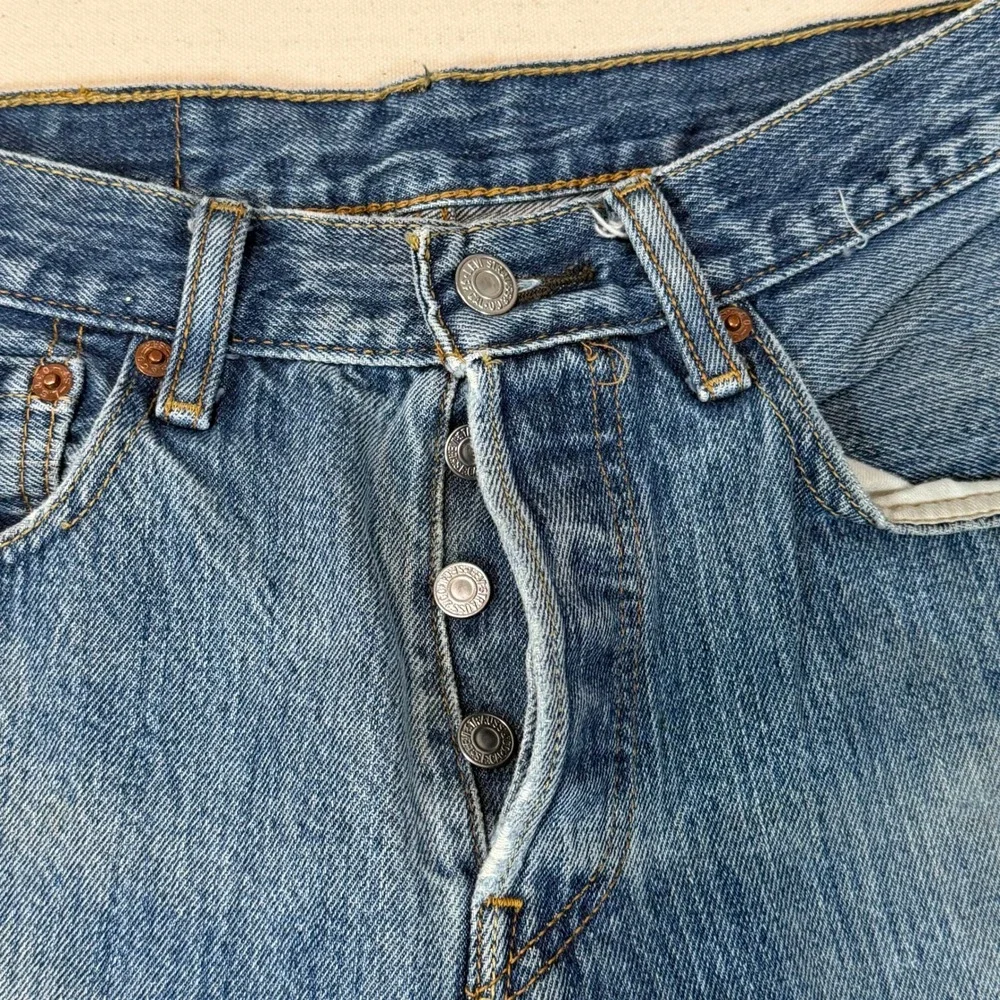 Vintage Levis 501XX Jeans Mens 27x29.5 Blue Denim Button Fly Straight Leg